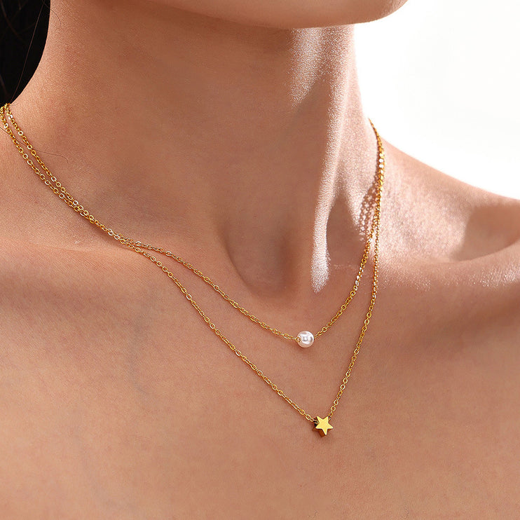 Star & Soft Pearl Necklace