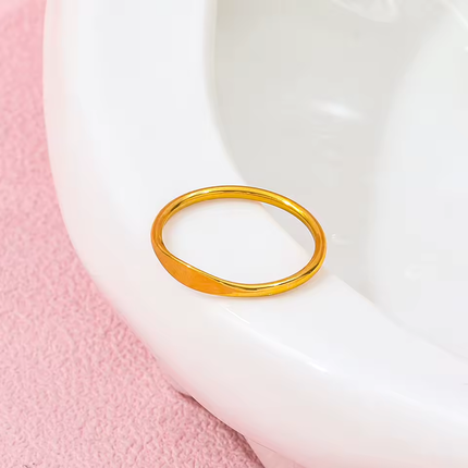 Solara Whisper Ring