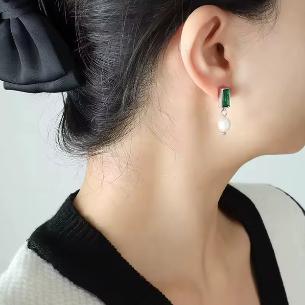 Emerald Moonfall Drops