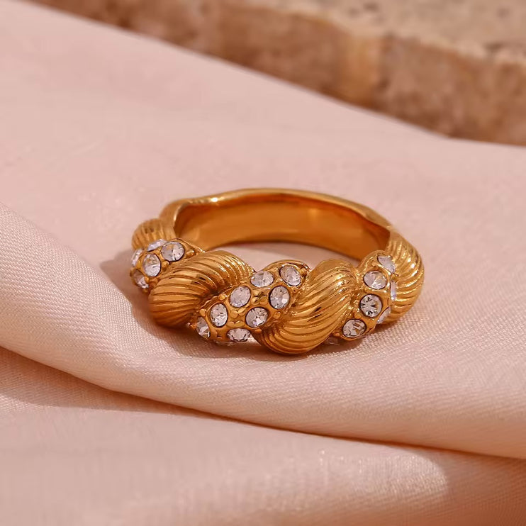 Amalthea Ring