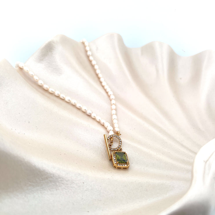 Lovebound Pearl Necklace