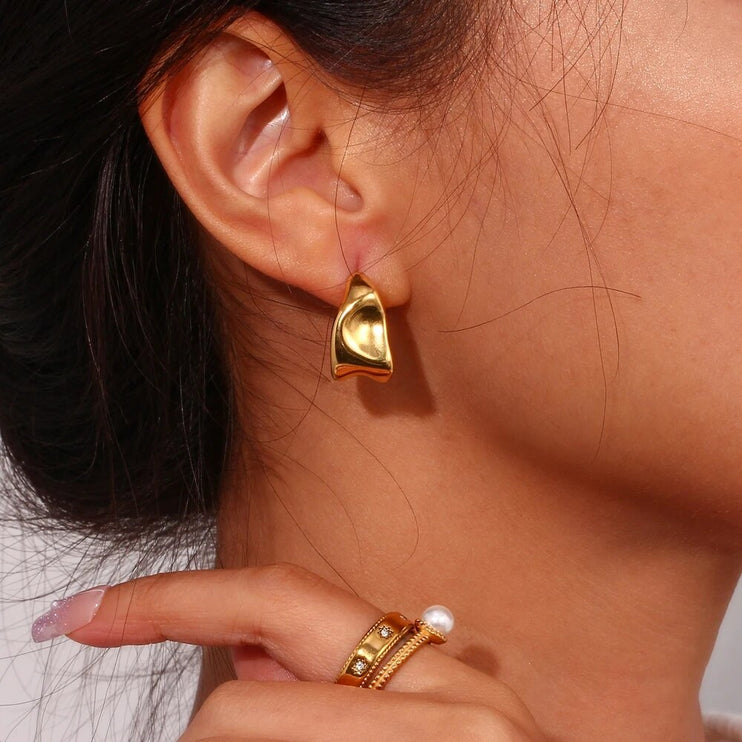 Elara Earrings