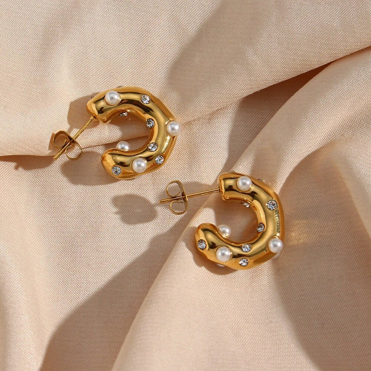 Helene Pearl Earrings