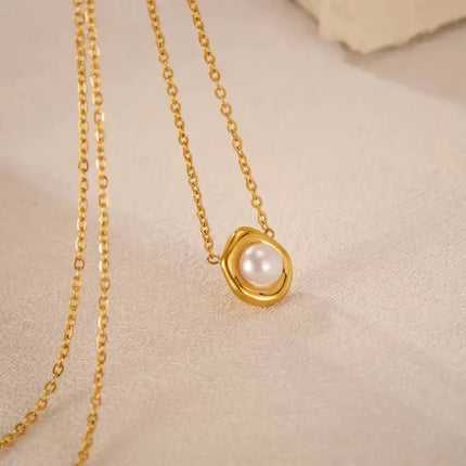 Pearl Halo Pendant Necklace 2Moon Jewellery