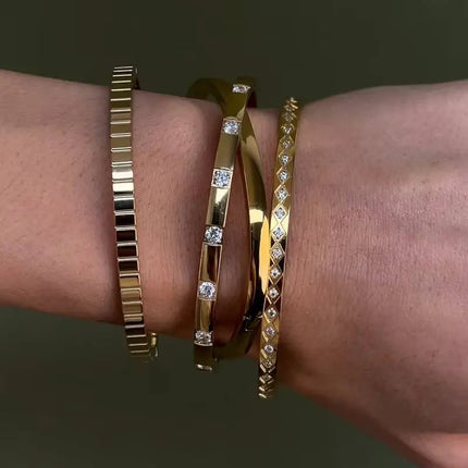 The Starless Galaxy Bracelet | Gold Minimalist Structured Bangle – 2Moon Jewellery